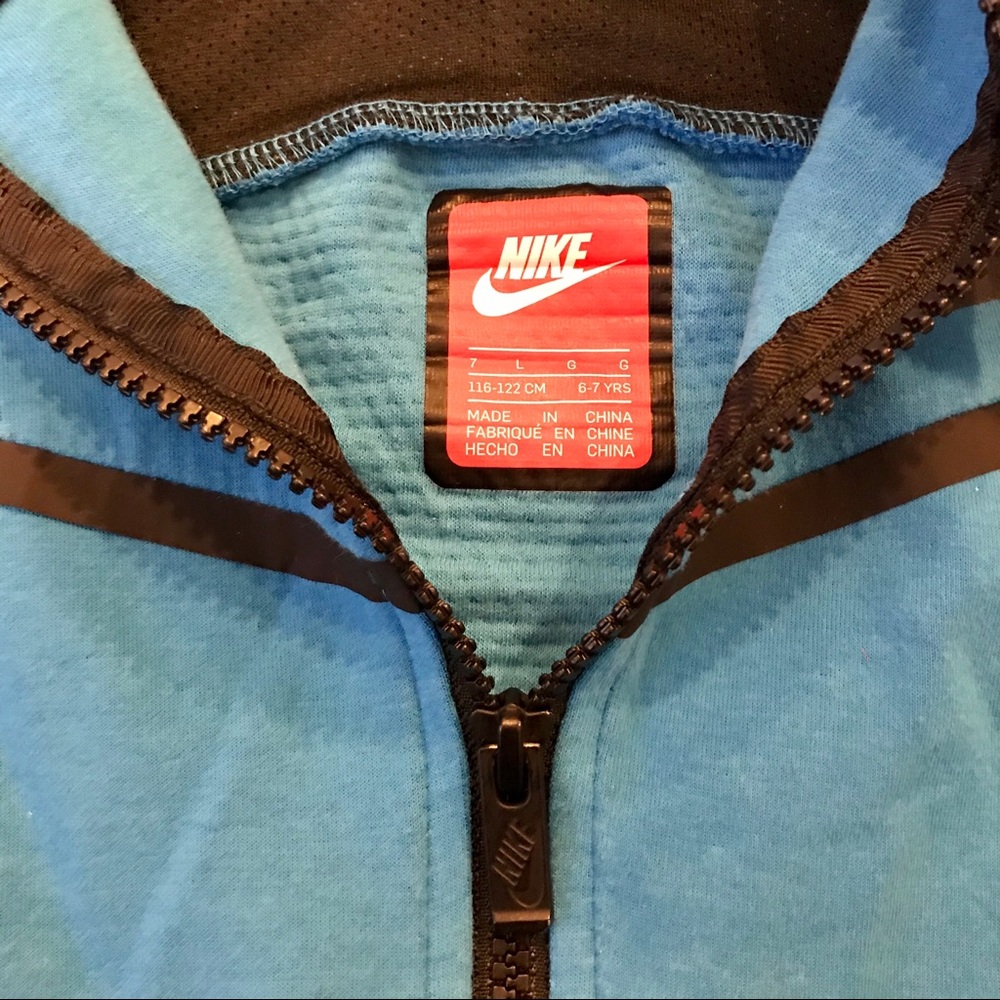 Nike Boys’ Tech Pack Tech Fleece Full Zip Hoodie - Picture 4 of 7
